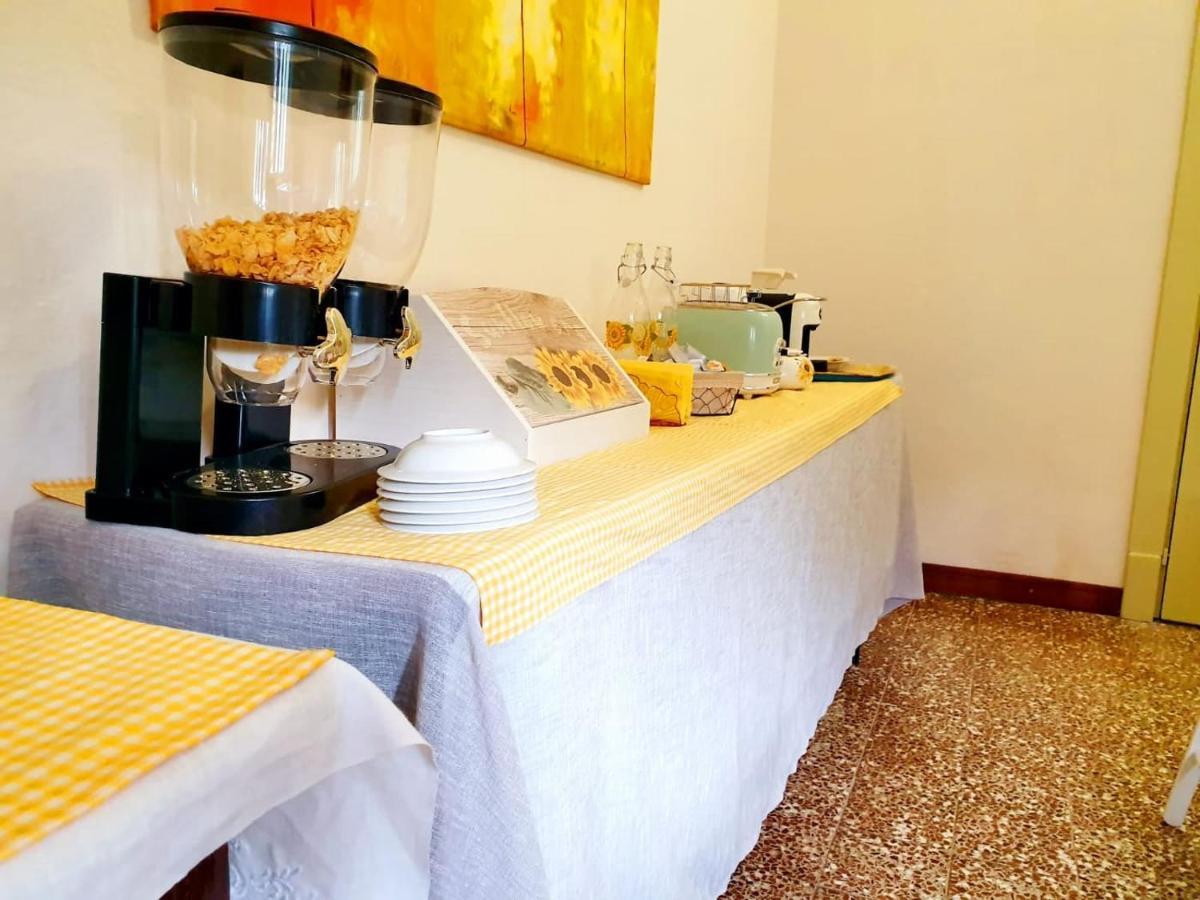 Il Girasole ...At Andorus' House Bed & Breakfast Erli Exterior photo