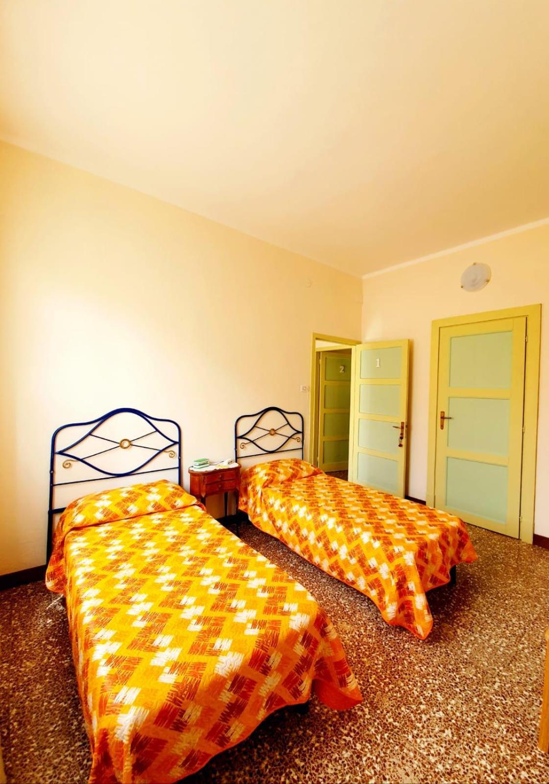 Il Girasole ...At Andorus' House Bed & Breakfast Erli Room photo